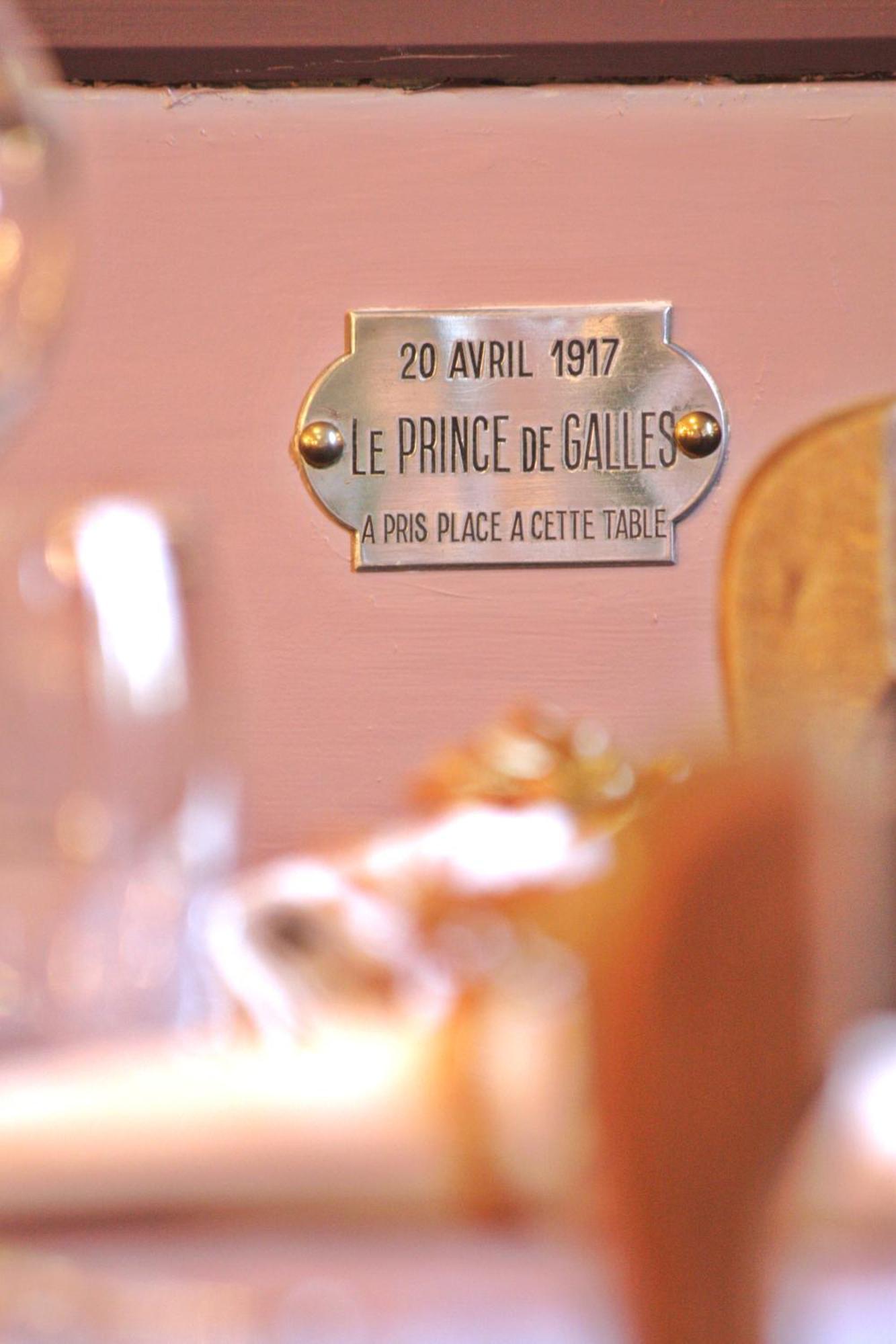 The Originals Boutique, Hôtel La Colonne de Bronze, Saint-Valéry-sur-Somme (Inter-Hotel) Saint-Valery-sur-Somme Exterior foto